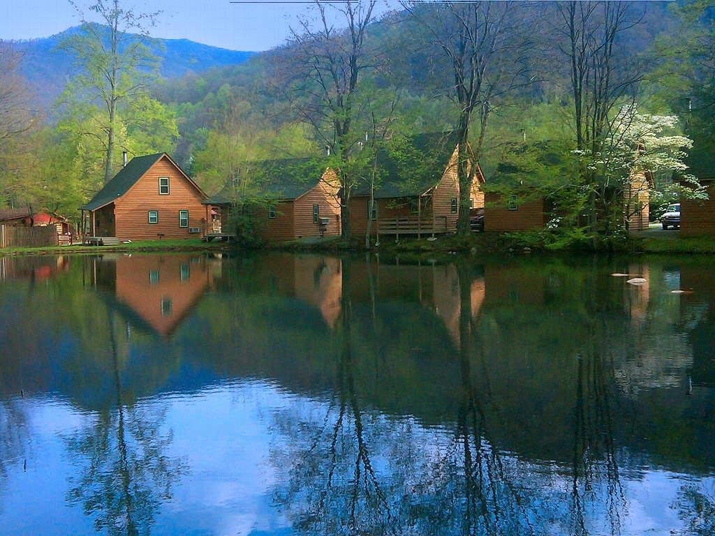 Creekwood Village Resort