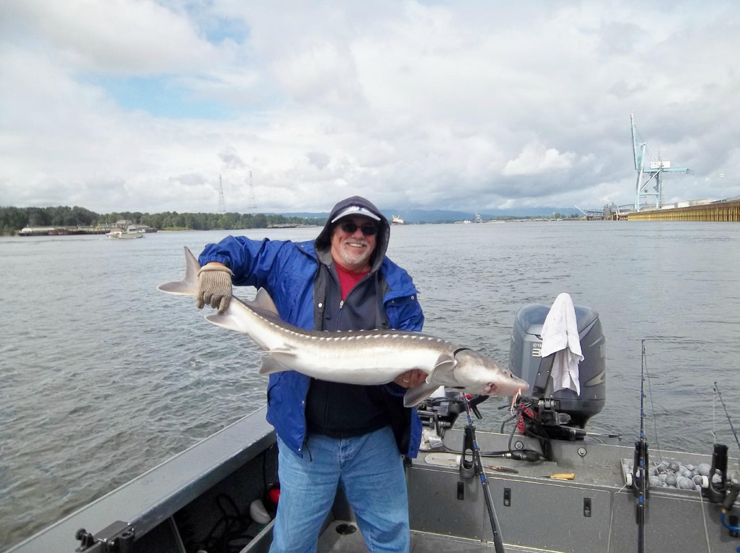 Dave Maroon's Fishing Adventures-波特兰必去景点
