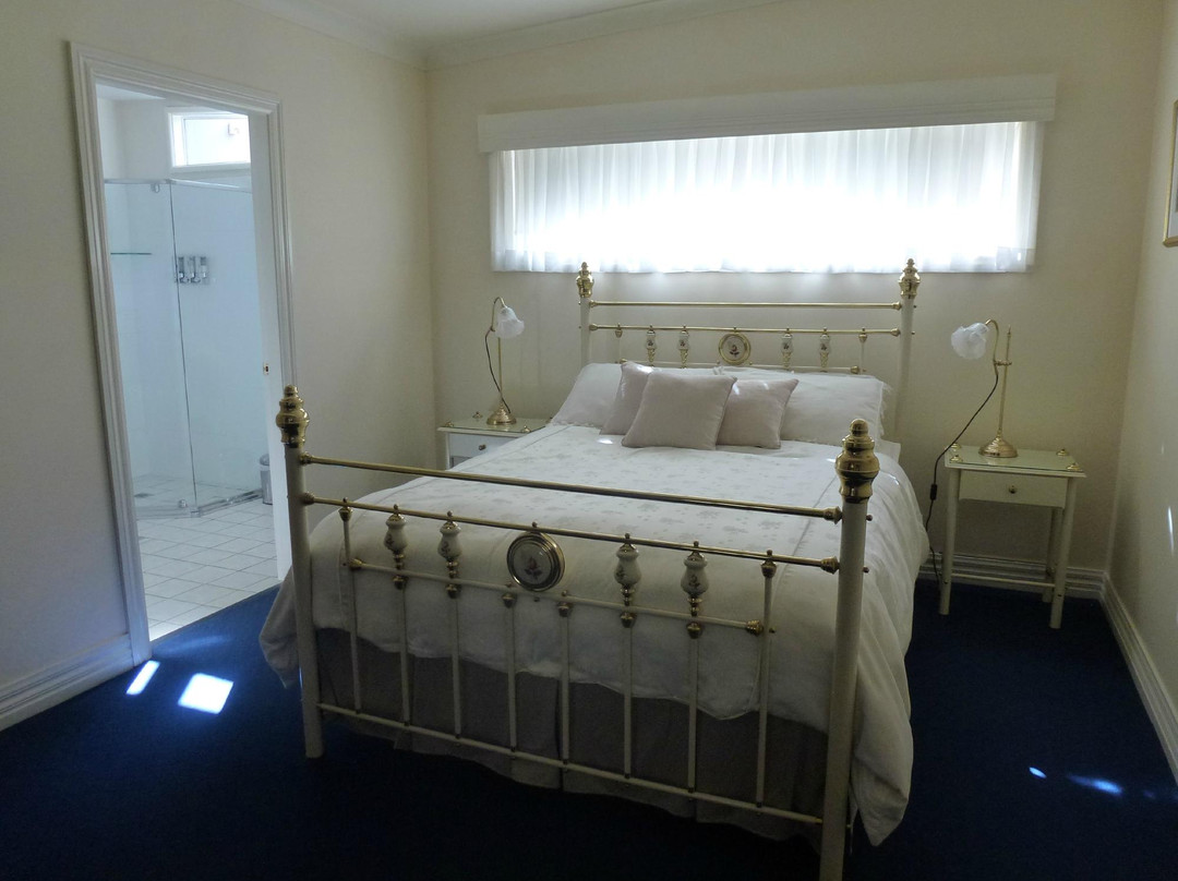 Sunsets at Oberon主图