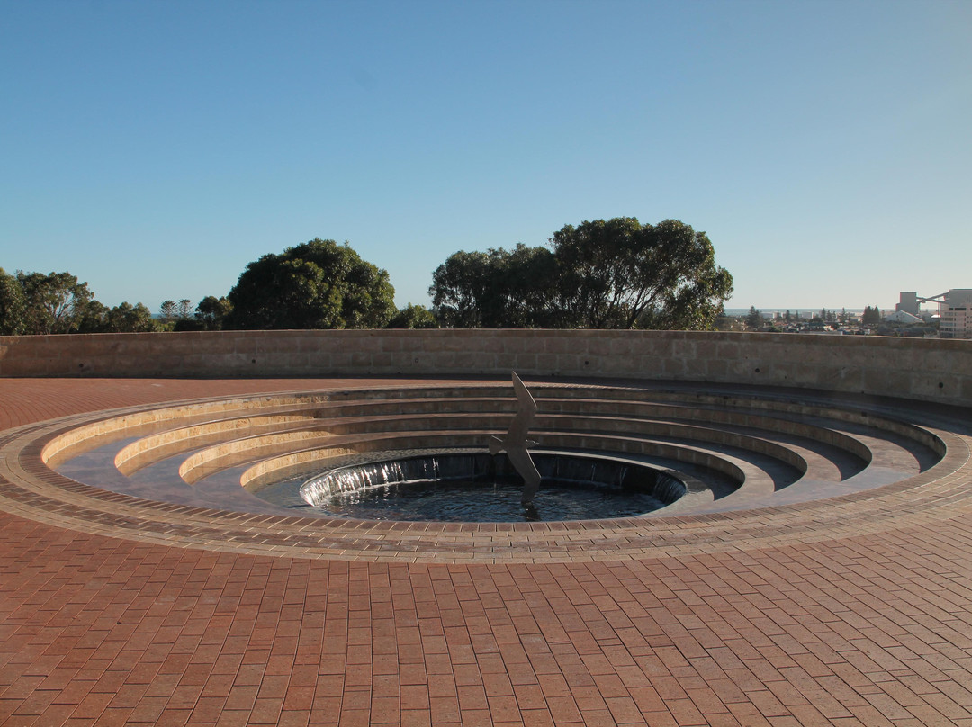 HMAS Sydney II Memorial-杰拉尔顿必去景点