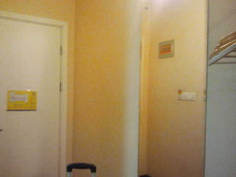 7天连锁酒店(杭州城站火车站店)-客卧