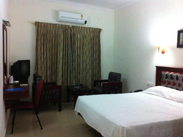Surya Residency-客卧