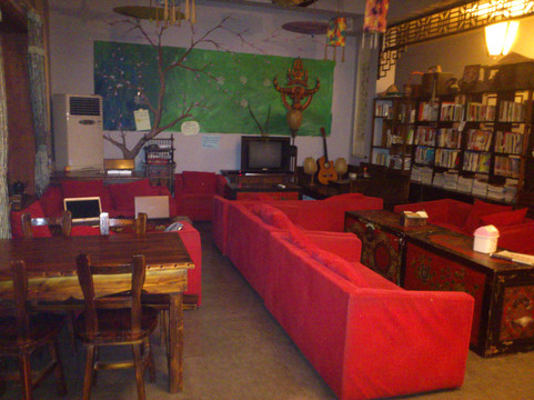 杭州途安客栈主图