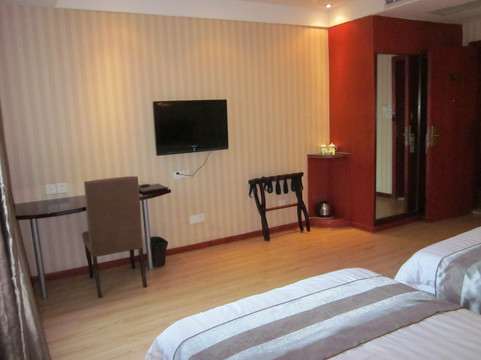 风尚天骄酒店(成都宽窄巷子骡马市地铁站店)主图