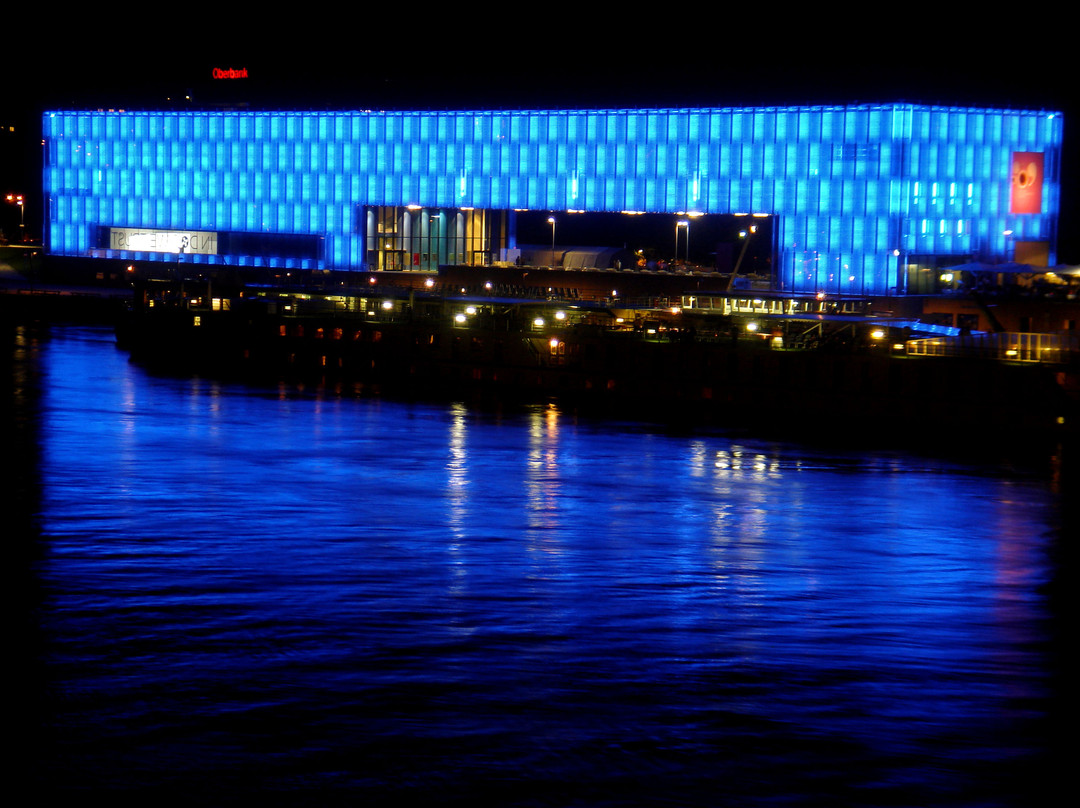 Lentos Kunstmuseum (Museum of Modern Art Linz)-林兹必去景点