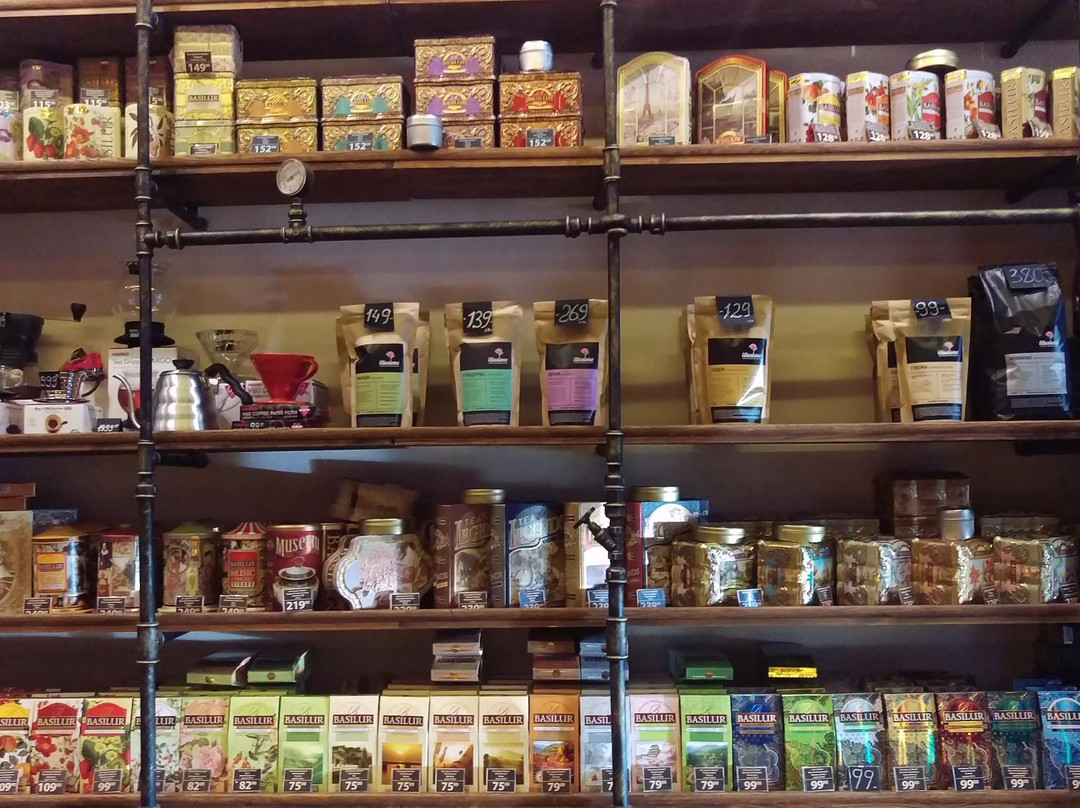 Brats’ke餐馆和美食-Basilur