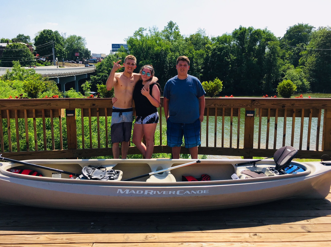 Sharp Springs Kayak & Canoe Rentals景点图片