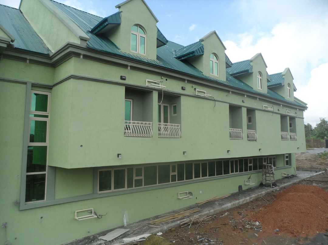 Green Paradise Palms Hotels
