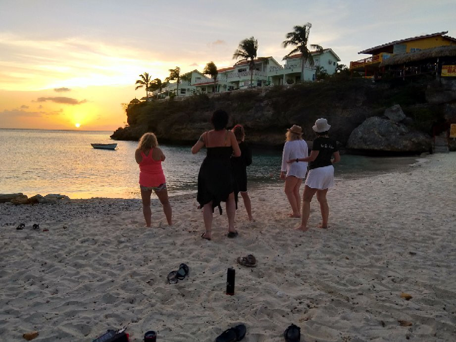 Curacao Taxi Max-威廉斯塔德必去景点