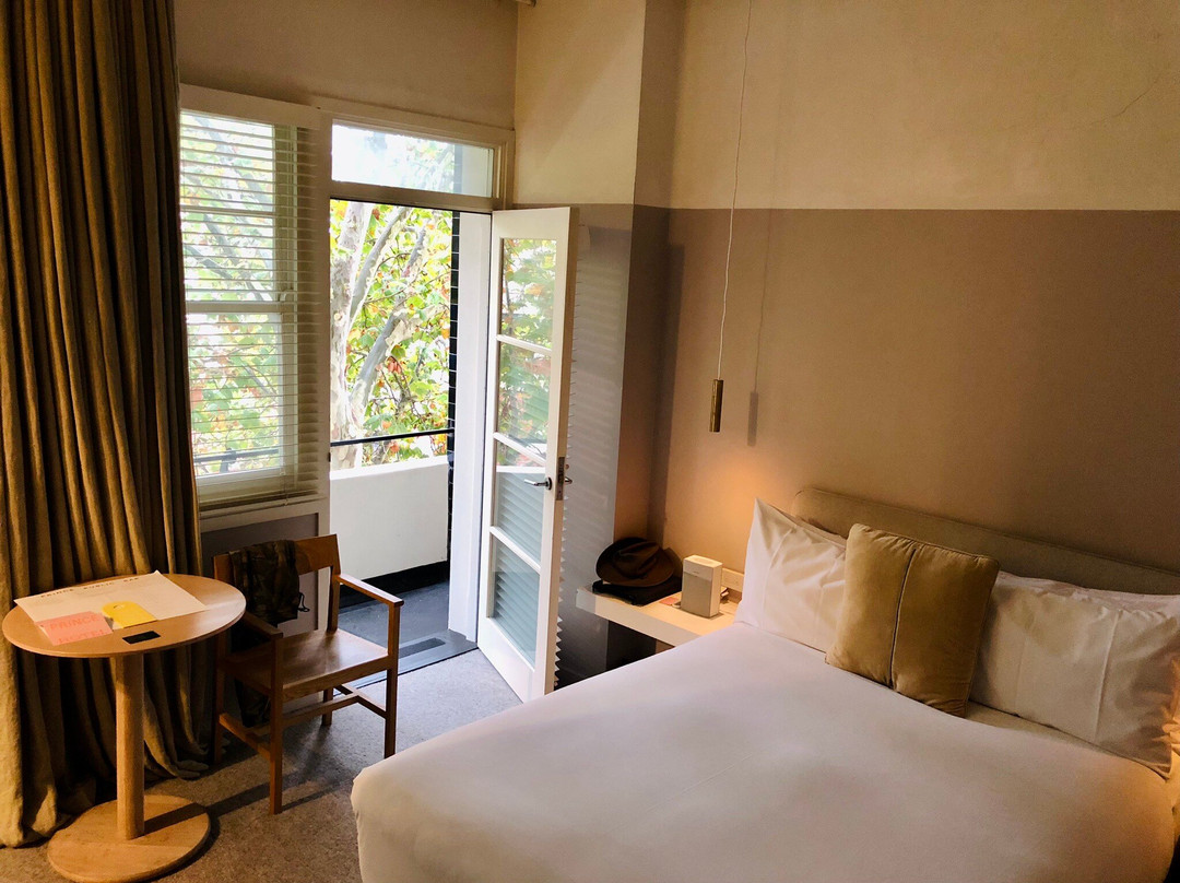 王子大饭店主图