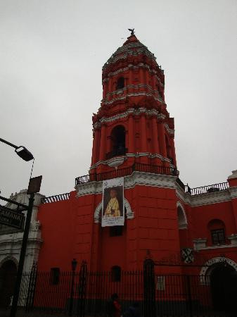 Basilica y Monasterio de Santo Domingo-利马必去景点