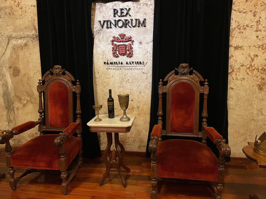Altieri Family Winery - Vinorum景点图片