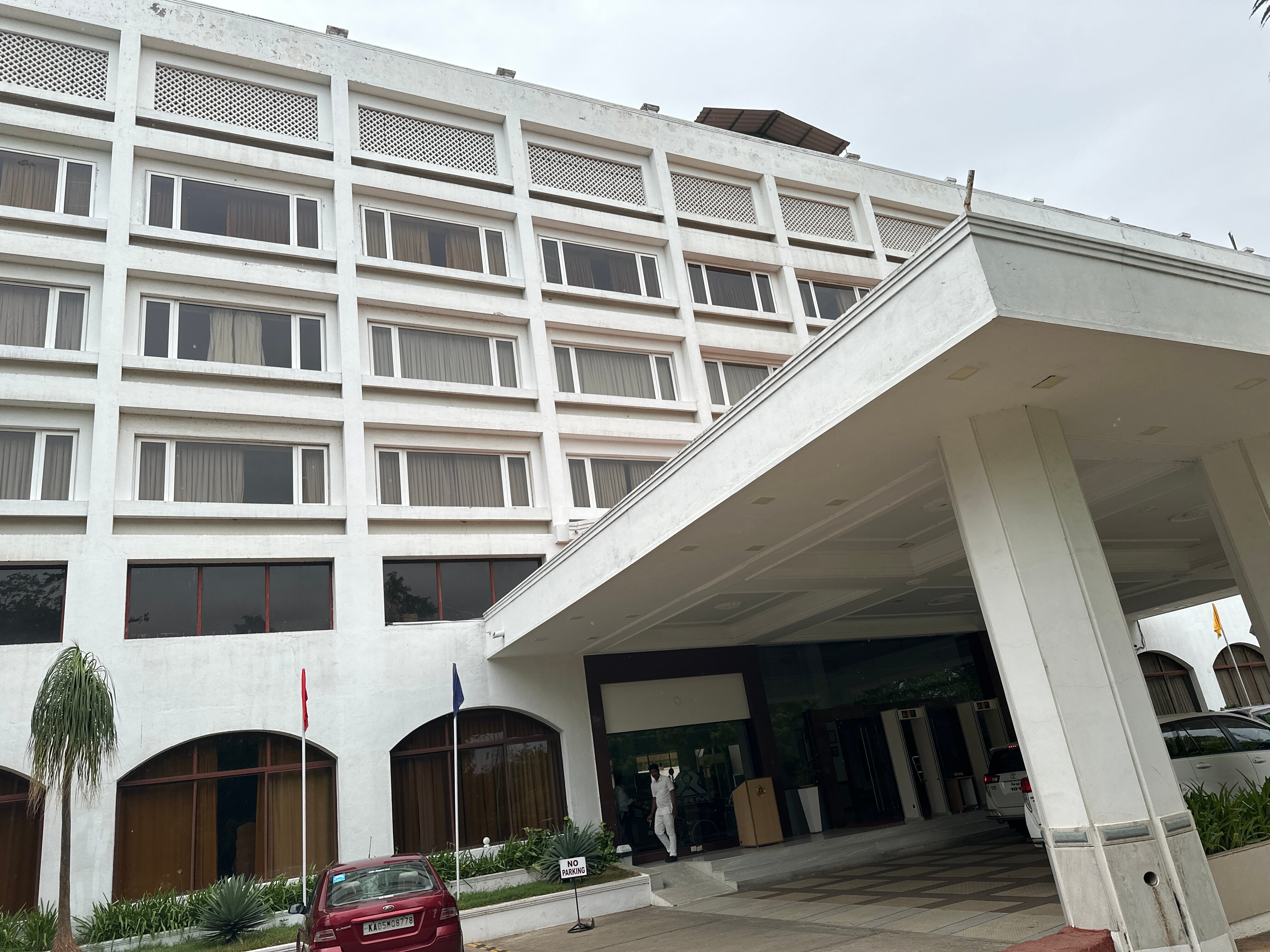 SRM Hotel Trichy-浴室