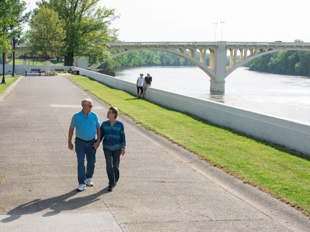 Vincennes Riverwalk