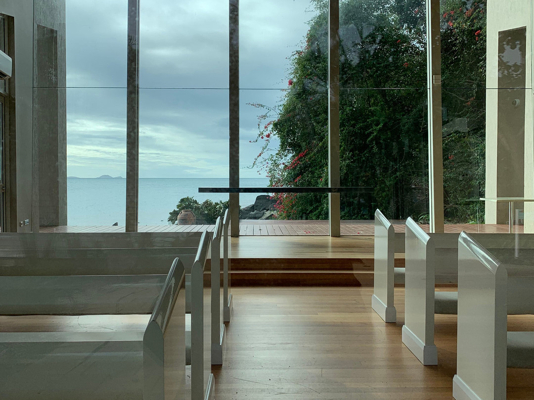 日梦岛温泉度假酒店主图