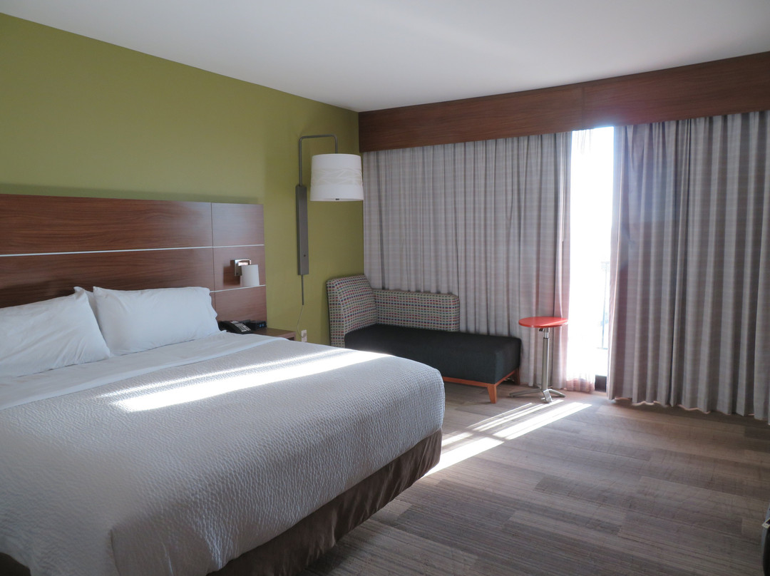 Holiday Inn Express & Suites Santa Ana - Orange County By IHG主图