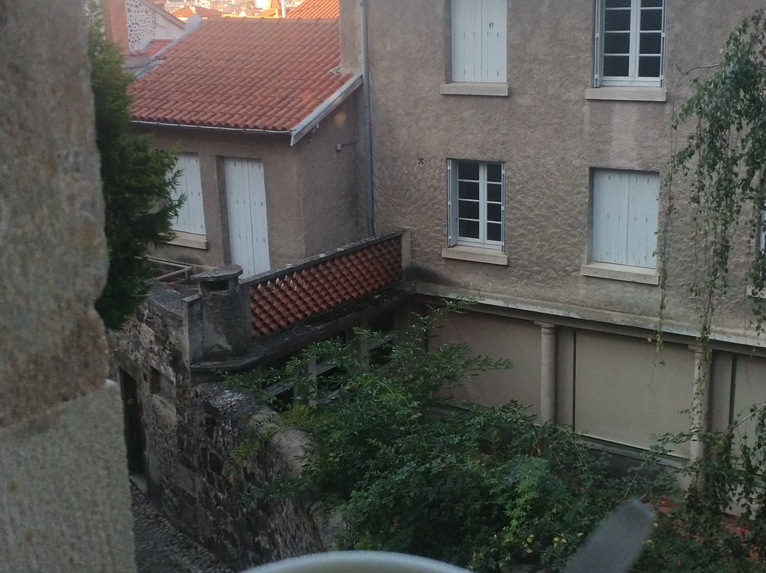 Maison au Loup主图