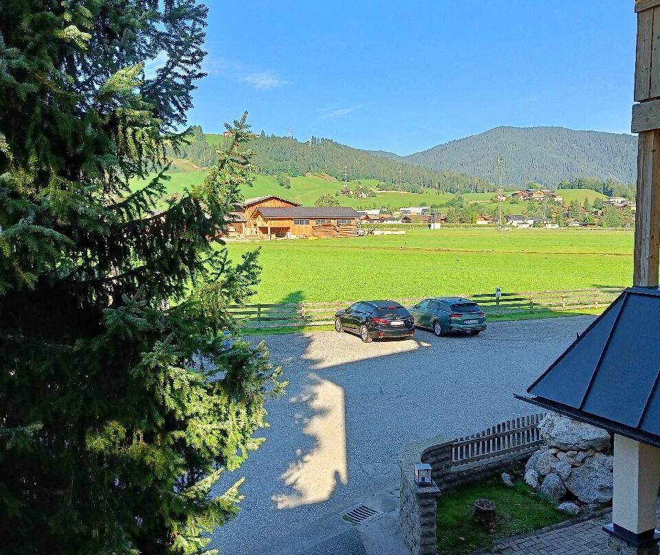Aparthotel Kristall主图
