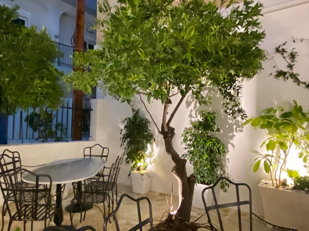 Nia Garden Restaurant