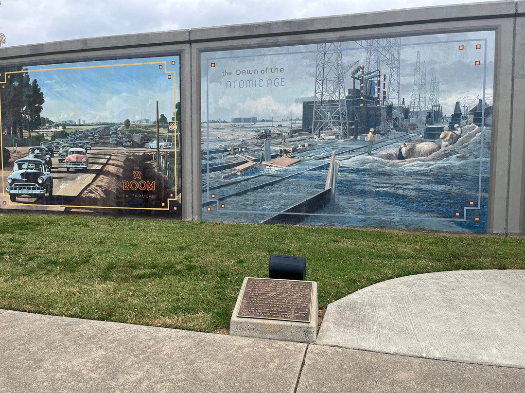 Floodwall Murals-帕迪尤卡必去景点