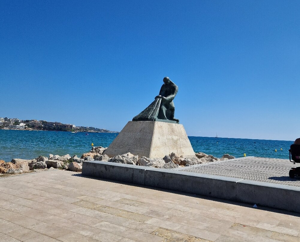 Monument Al Pescador景点图片