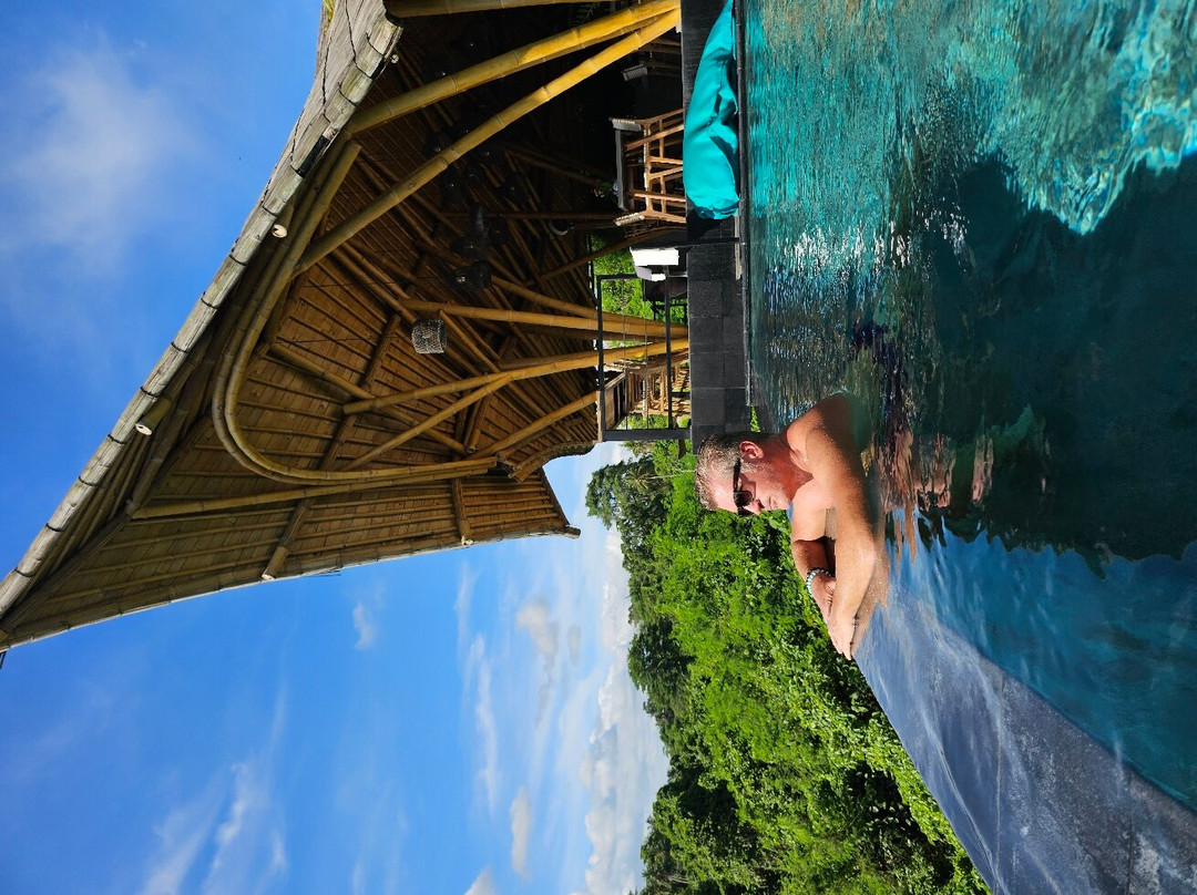 Kadewa Retreat Ubud主图