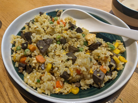 上海虹桥希尔顿逸林酒店主图