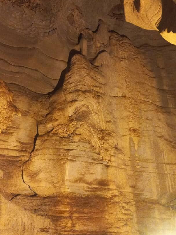 Amboni Caves-坦噶必去景点