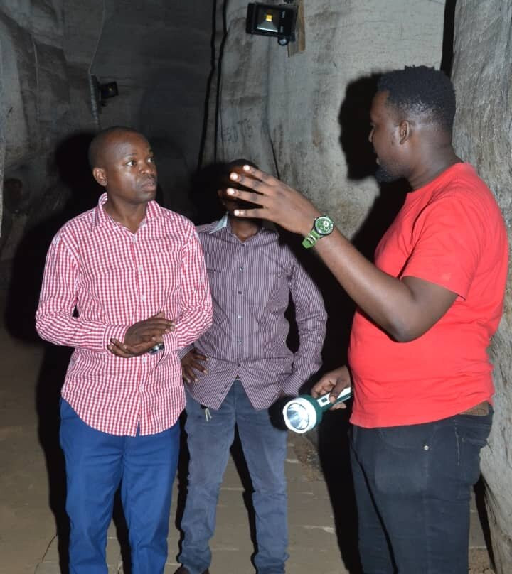 Amboni Caves-坦噶必去景点