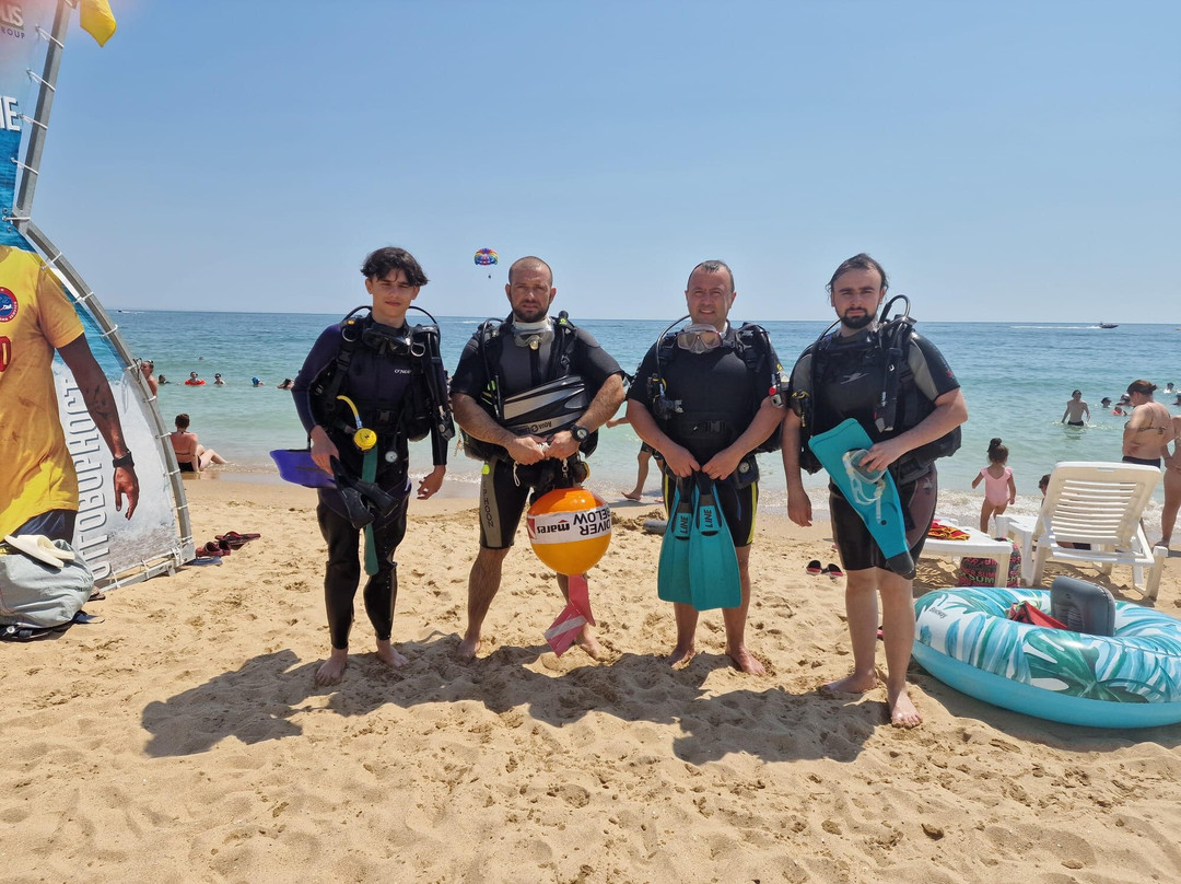 Harry's Diving Center-金沙必去景点