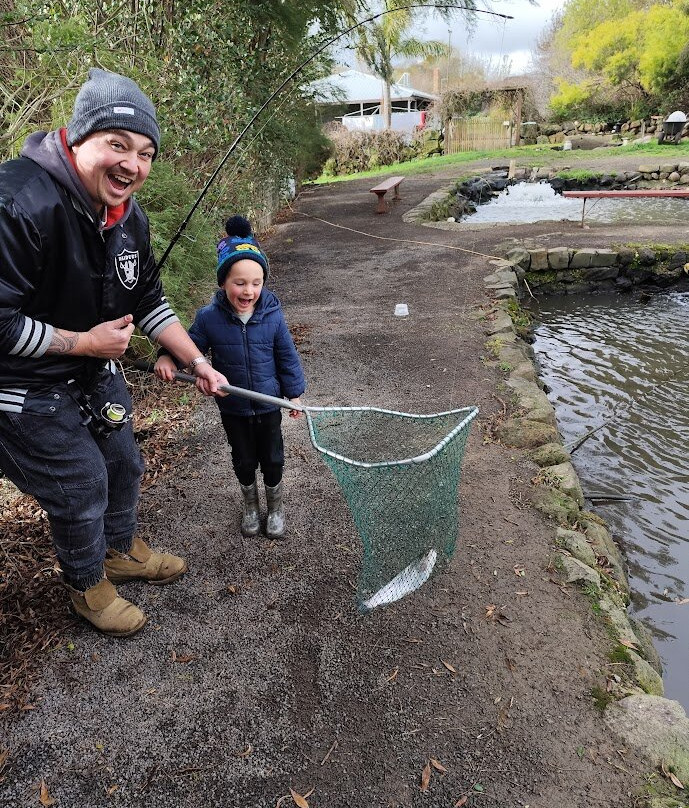 Tuki Trout Farm-Smeaton必去景点