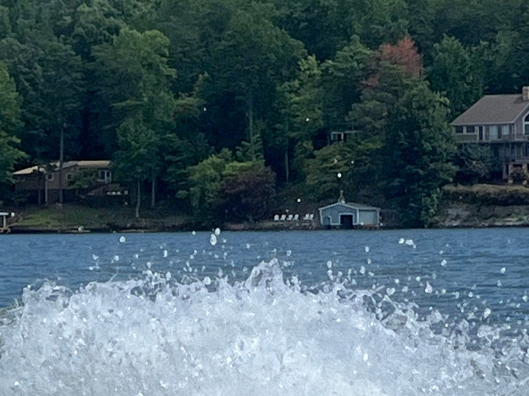 Lake Lure Adventure Company-Lake Lure必去景点