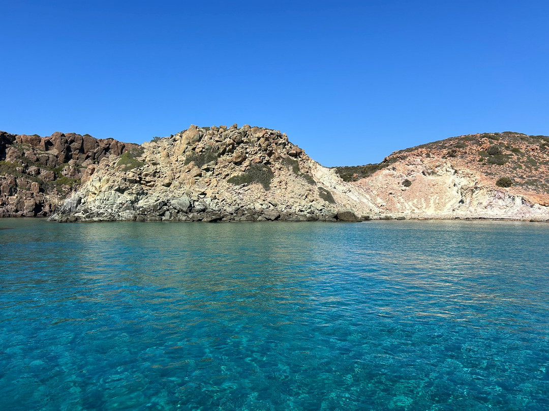 Kalogries Beach-米洛斯岛必去景点