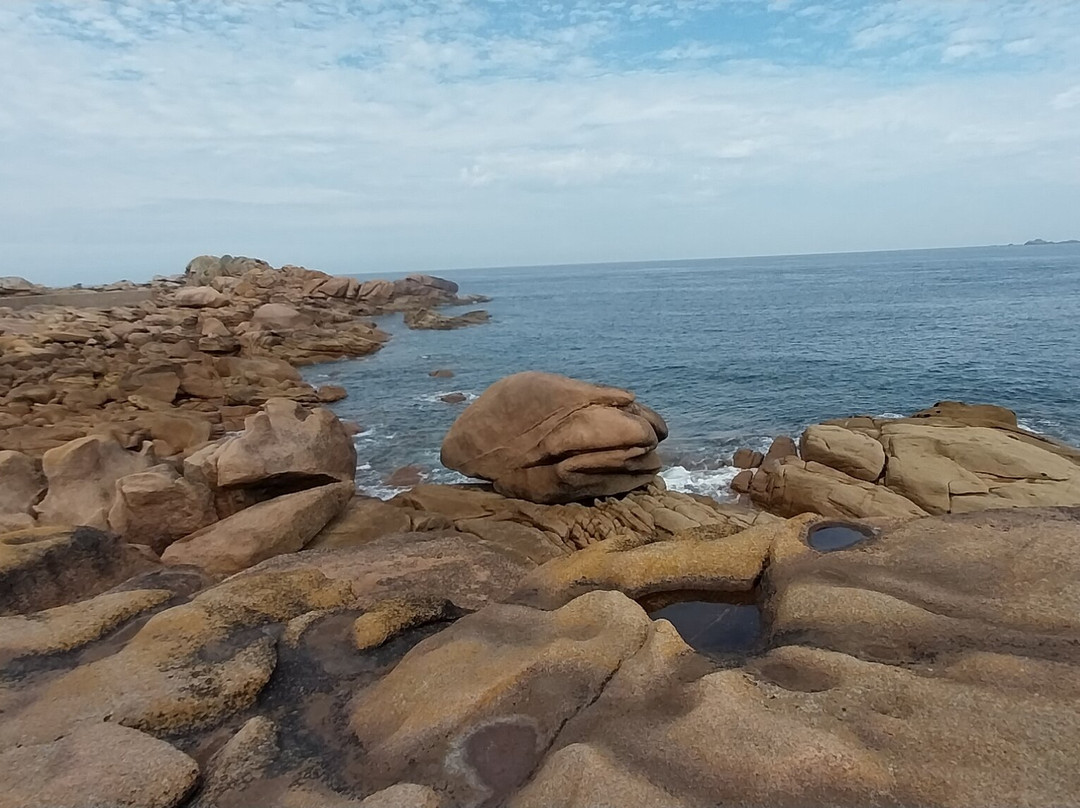 Plage de Trégastel-Tregastel必去景点