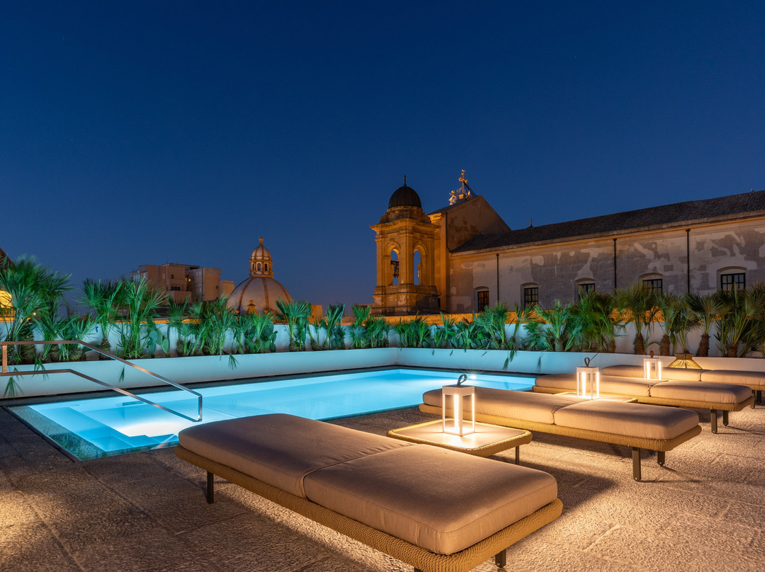 Dome Hotel
