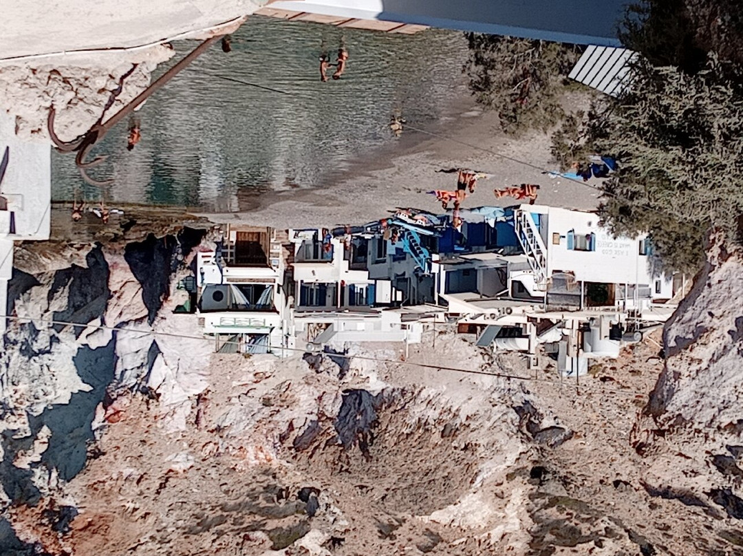 Firopotamos Beach-米洛斯岛必去景点