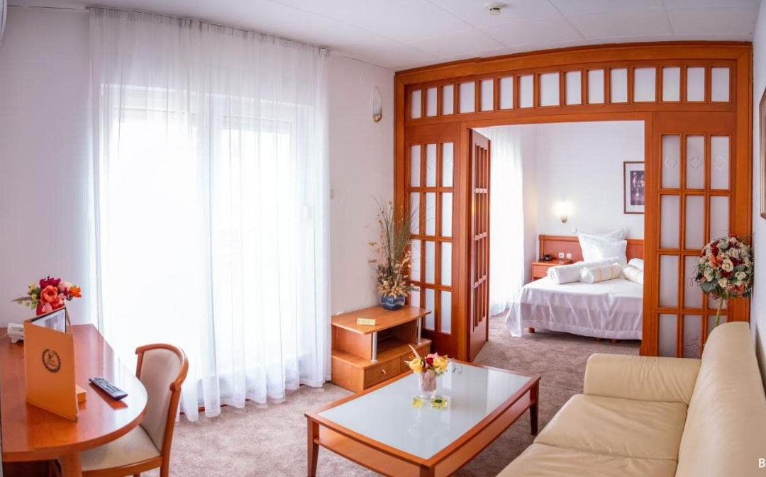 Hotel Integra主图