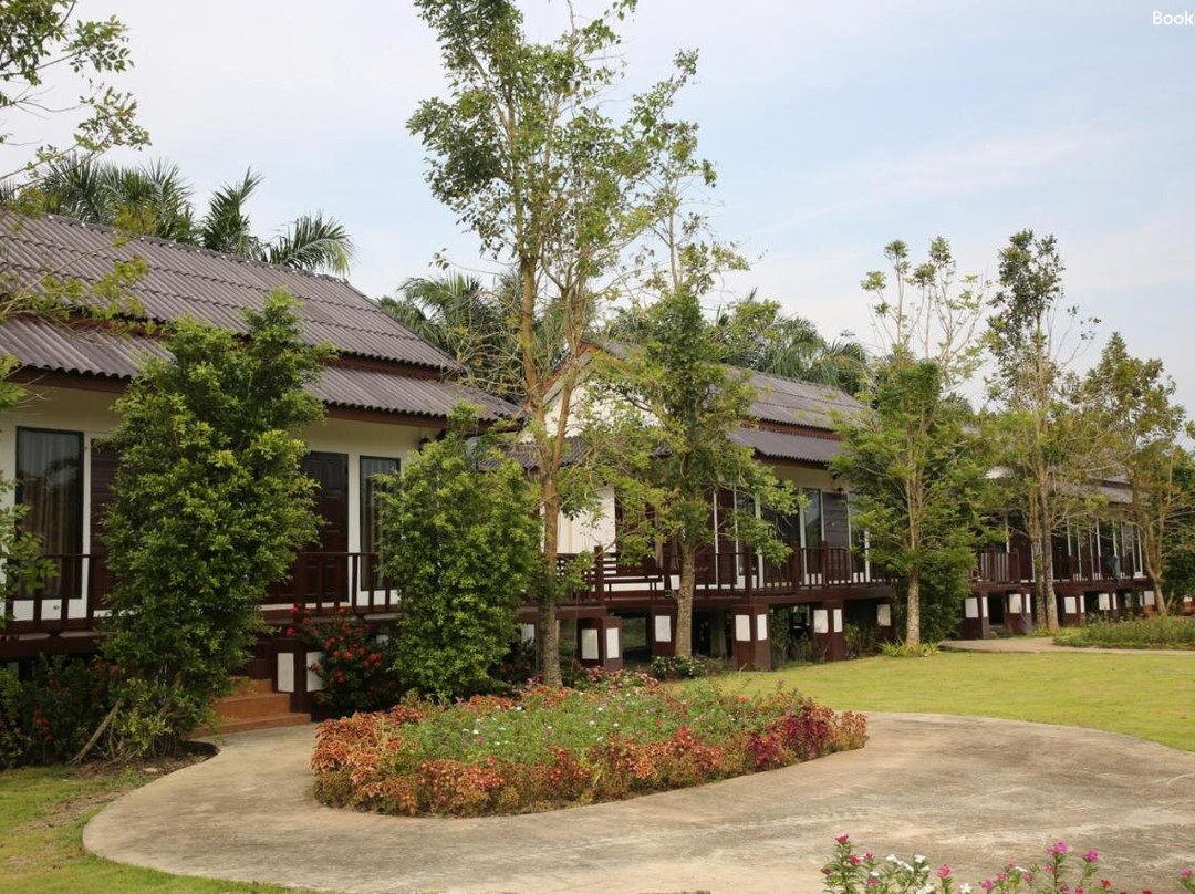 Sunflora Resort Chumphon主图