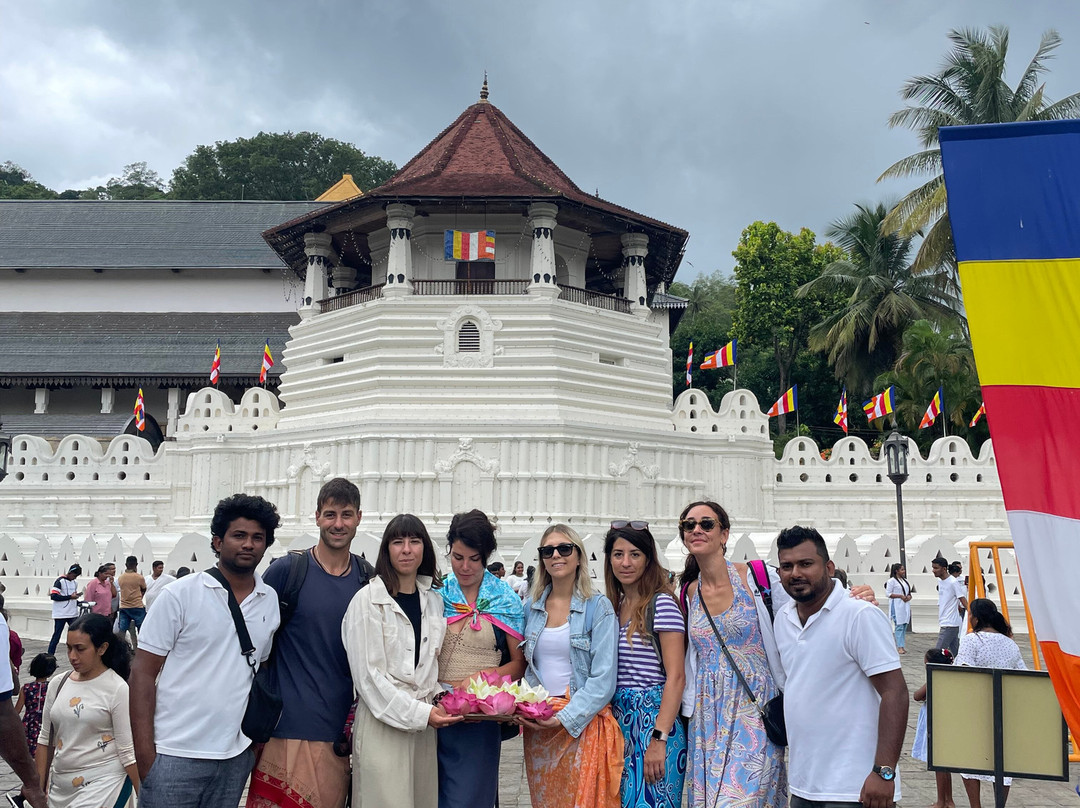 Private Circle Tours Sri Lanka