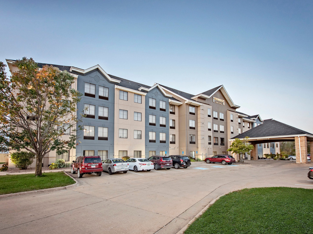 Staybridge Suites Cedar Rapids North by IHG
