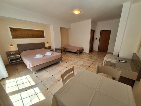 佩尔拉海滩主图