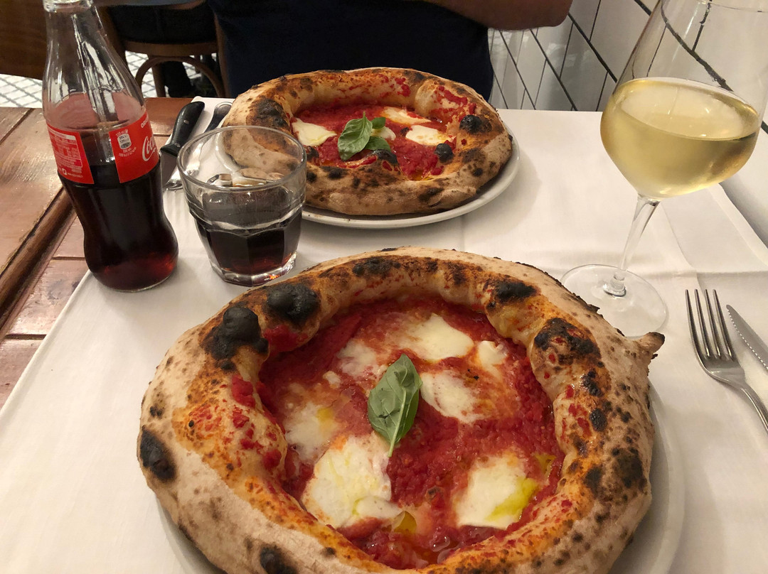 雷当日餐馆和美食-Da Michaelo - Ristorantino Pizzeria Napoletana