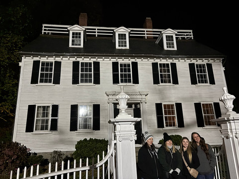 Salem Ghosts By US Ghost Adventures-塞勒姆必去景点