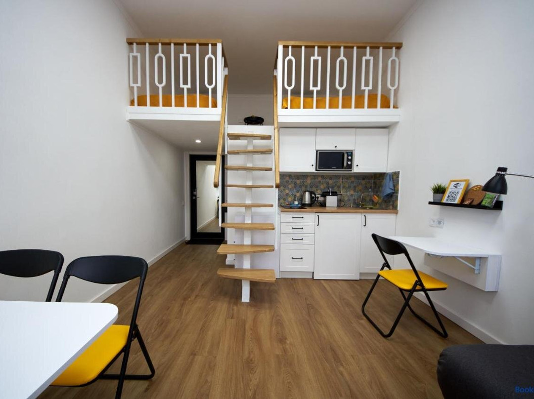 Zatyshni Dvorivnevi Smart Apartamenty