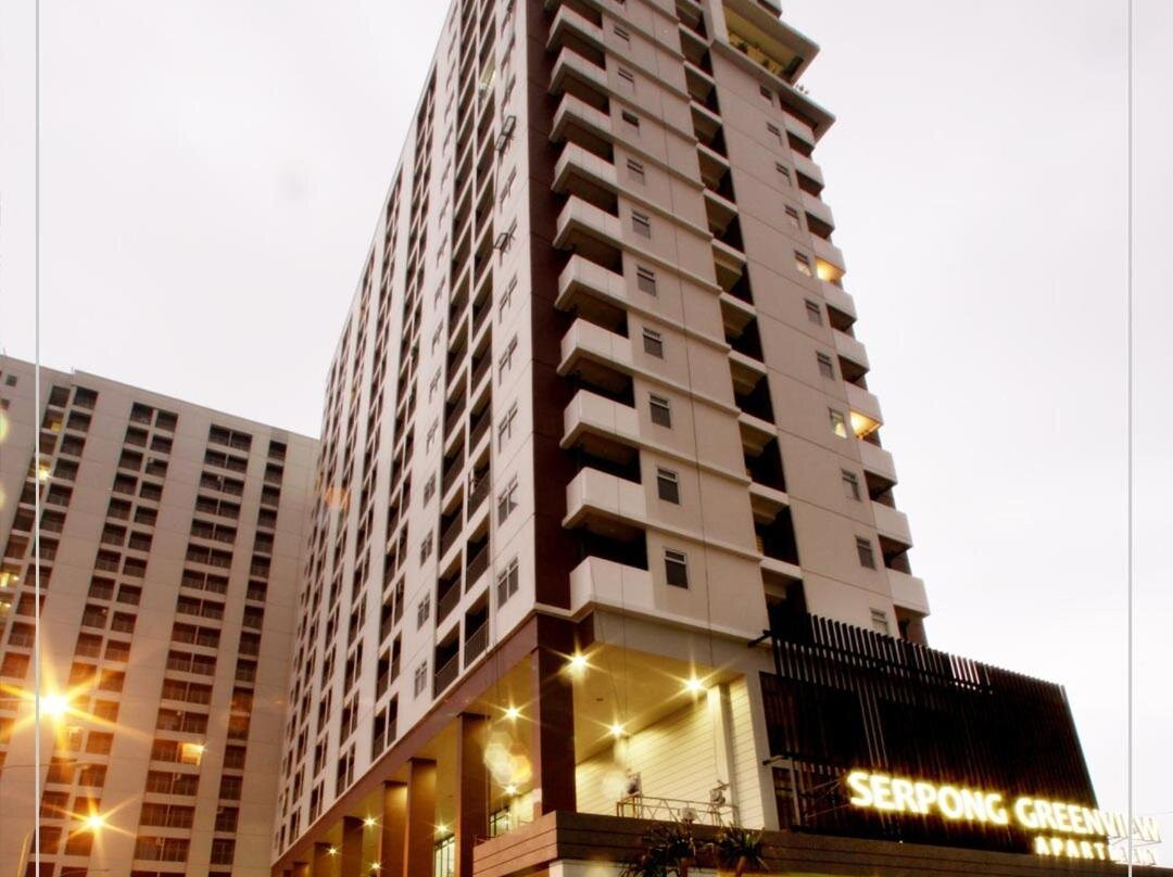Modern and Relax Studio Room at Serpong Greenview Apartment by Travelio