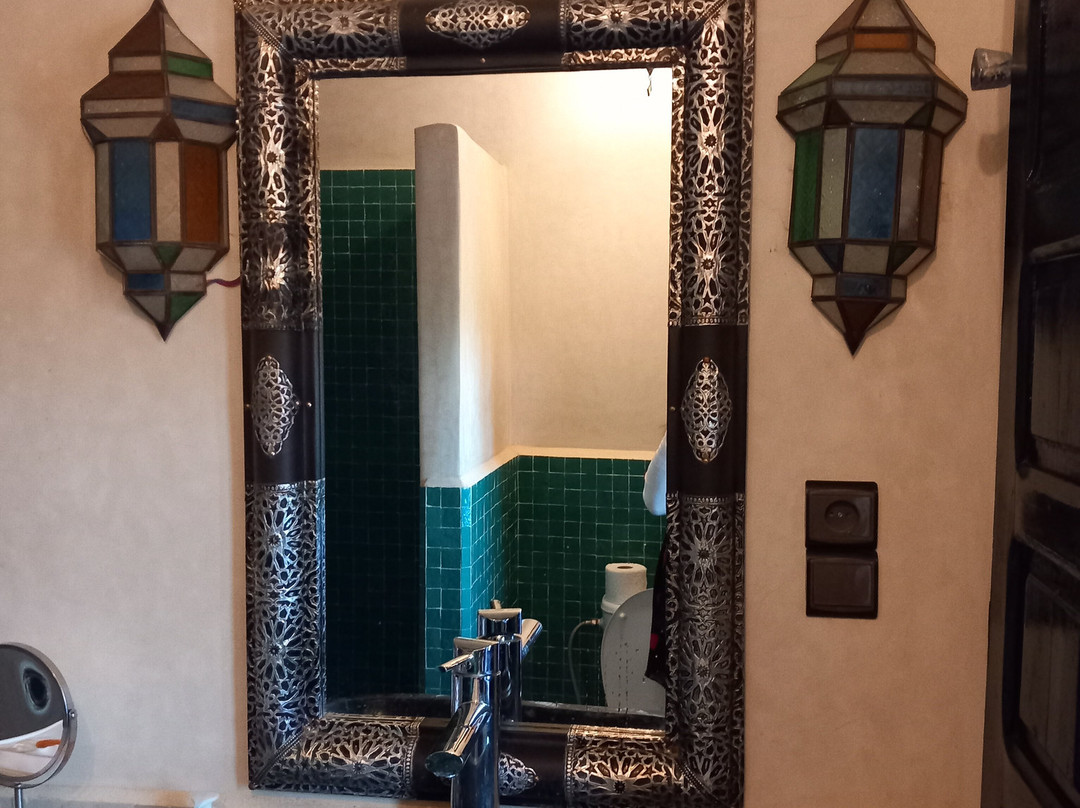 Riad Caravasar主图