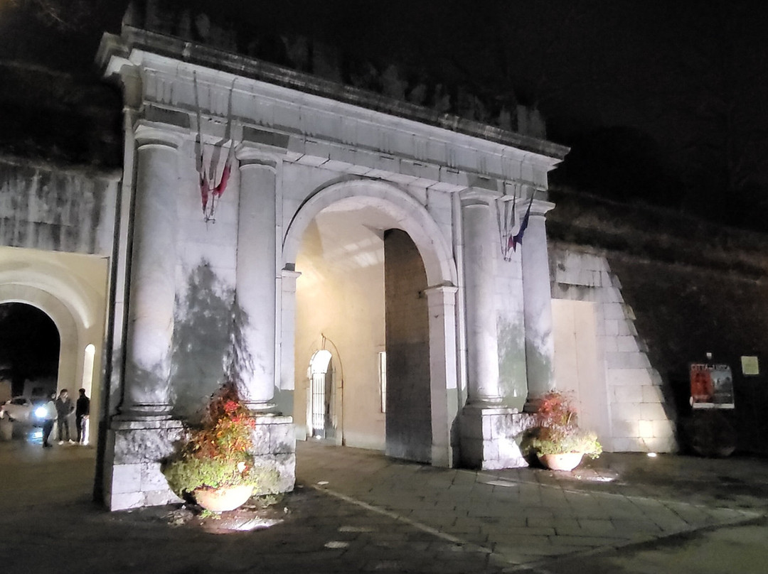Porta Elisa景点图片