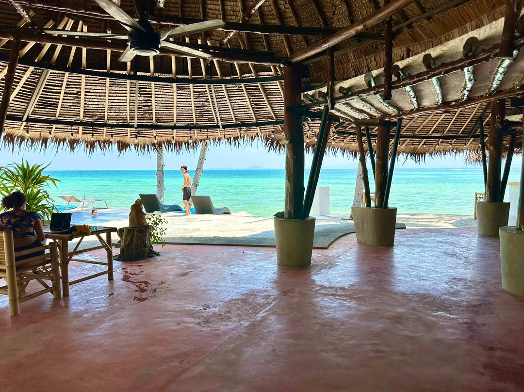 B52座海滩度假村主图