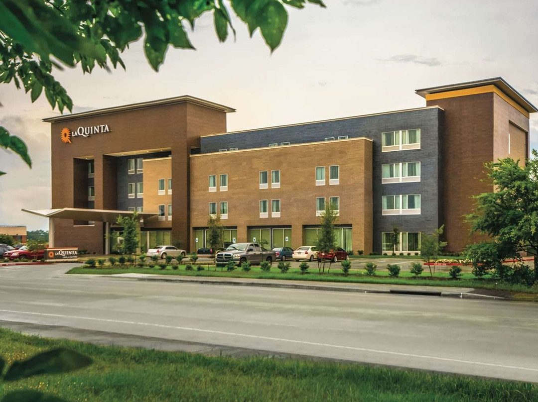 La Quinta Inn & Suites by Wyndham College Station South