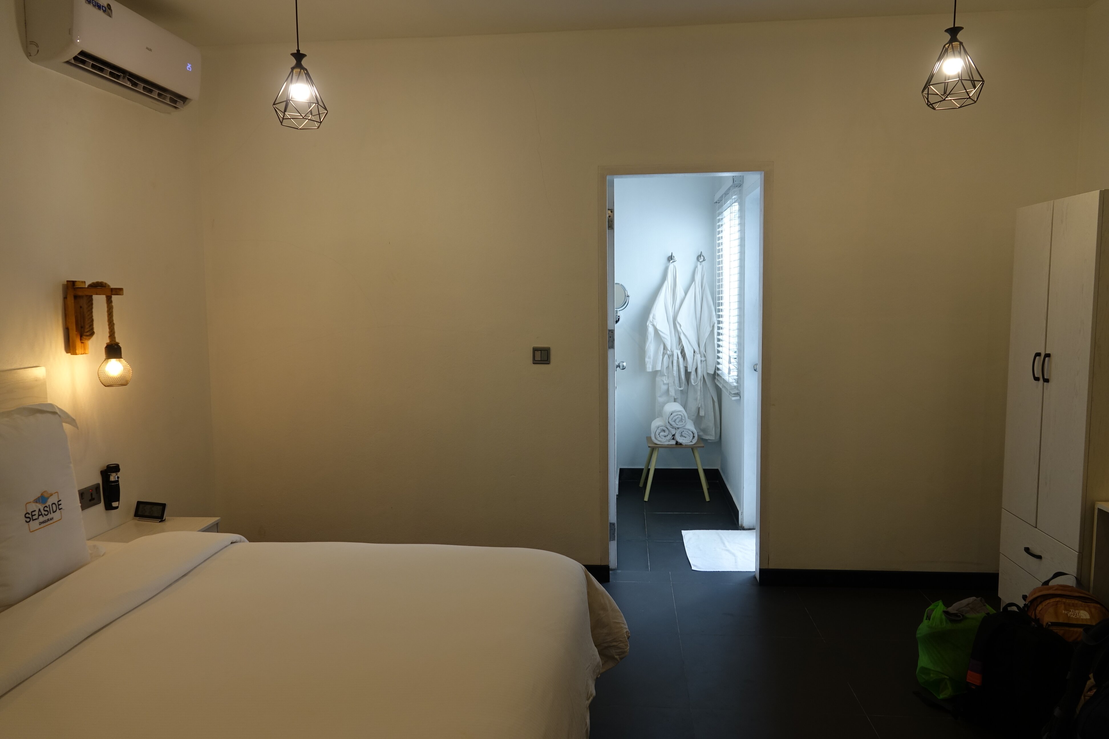 Seaside Dhigurah-客卧